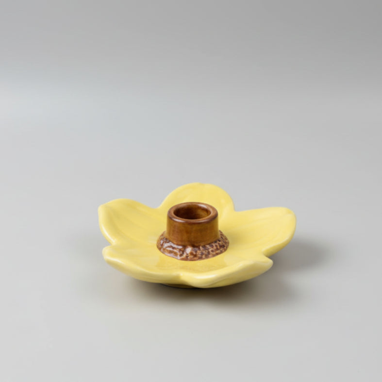 Castiçal flower amarelo