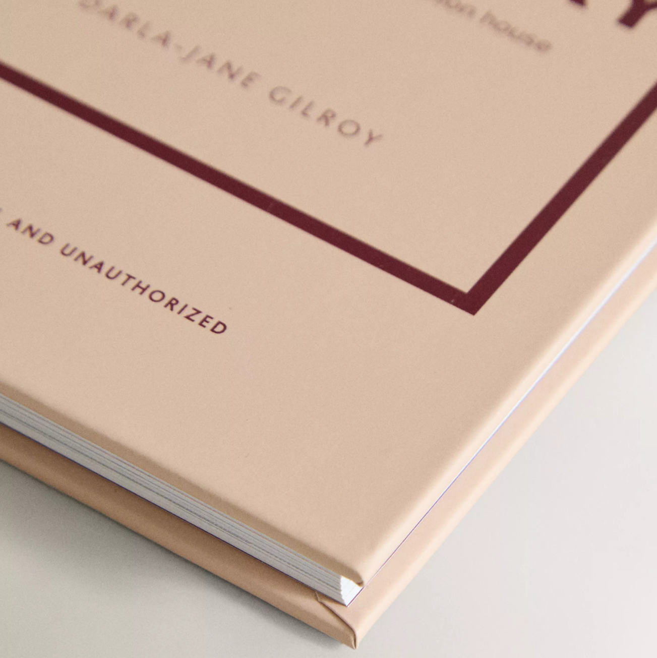 Livro Little Book Of Burberry